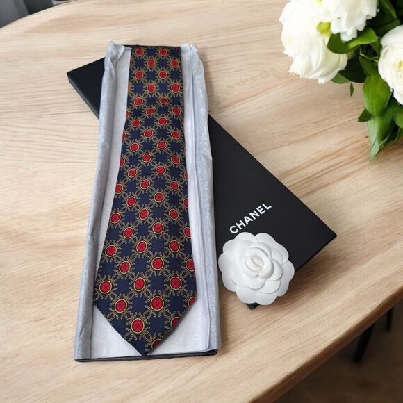 Chanel Silk Tie - Picture 1 of 7